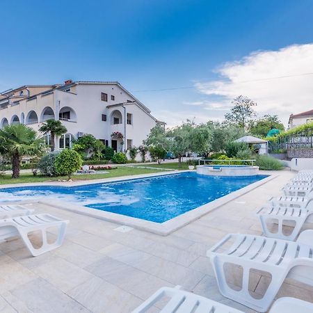 Pansion Dujmović 2 Aparthotel Porat  Bagian luar foto
